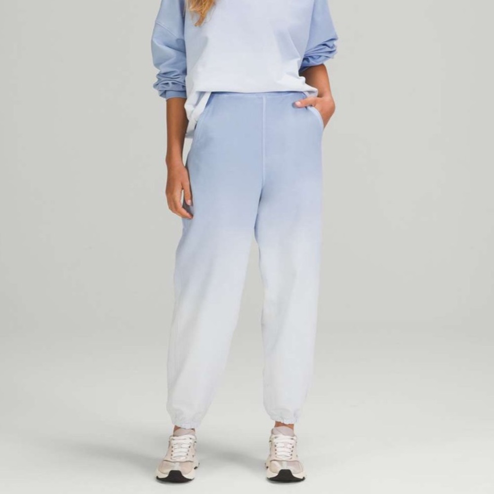 Lululemon LA Super-High-Rise Jogger
